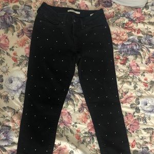 Black LEVI’S jeans